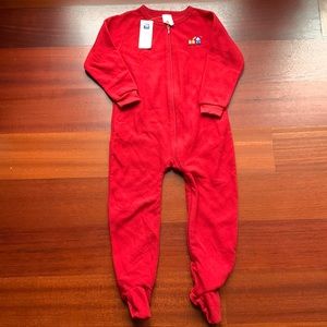 🌺 NWT GAP Red Fleece one pc Sz30-36 months